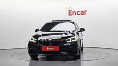 2022 BMW 1-Series 120i Sports — фото 3