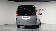 2023 Hyundai Staria Tourer 9-Seater — фото 4