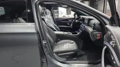 2023 Mercedes-Benz E-Class E250 AMG Line — фото 11