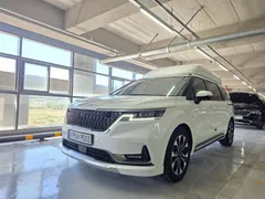2023 Kia Carnival Diesel 9-Seater Hi-Limousine — фото 11