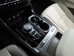 2023 Kia Carnival Diesel 9-Seater Hi-Limousine — фото 16