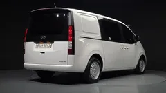 2022 Hyundai Staria Cargo 5-Seater — фото 2