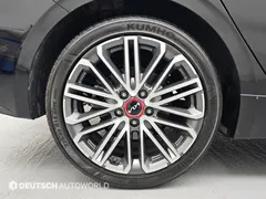 2022 Kia K3 1.6 Turbo GT 5Door — фото 5