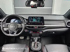 2022 Kia K3 1.6 Turbo GT 5Door — фото 7