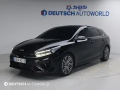 2022 Kia K3 1.6 Turbo GT 5Door — фото 11
