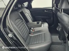 2022 Kia K3 1.6 Turbo GT 5Door — фото 16