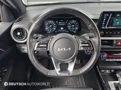 2022 Kia K3 1.6 Turbo GT 5Door — фото 17