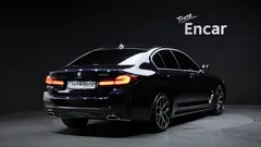 2022 BMW 5-Series 530i M Sport Package — фото 2