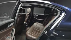 2022 BMW 5-Series 530i M Sport Package — фото 16