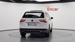 2023 Volkswagen Tiguan 2.0 TSI Prestige — фото 4