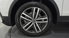 2023 Volkswagen Tiguan 2.0 TSI Prestige — фото 5