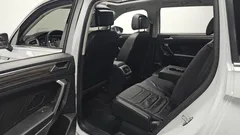 2023 Volkswagen Tiguan 2.0 TSI Prestige — фото 12