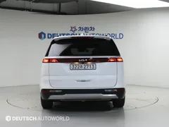 2023 Kia Carnival Diesel 9-Seater Prestige — фото 4
