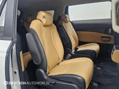 2023 Kia Carnival Diesel 9-Seater Prestige — фото 16