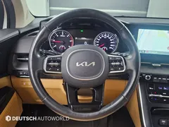 2023 Kia Carnival Diesel 9-Seater Prestige — фото 17