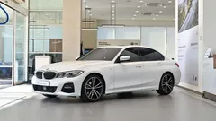 2022 BMW 3-Series 320i M Sport — фото 1