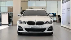 2022 BMW 3-Series 320i M Sport — фото 2