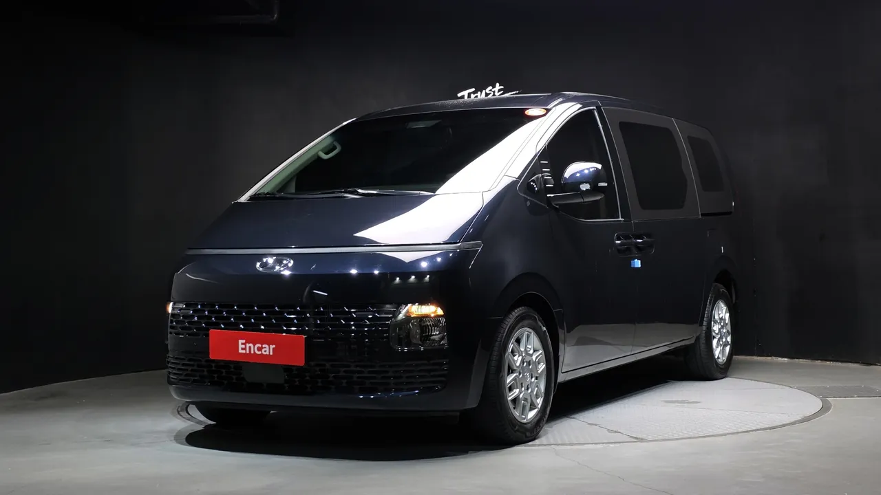 2024 Hyundai Staria Cargo 5-Seater