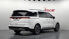 2023 Kia Carnival Diesel 9-Seater Signature — фото 2