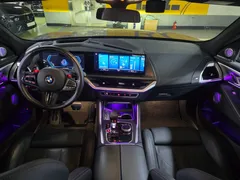 2023 BMW XM 4.4, чёрный — фото 14