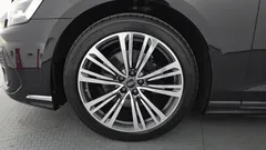 2023 Audi A8 50 TDI Quattro Premium — фото 5