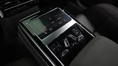 2023 Audi A8 50 TDI Quattro Premium — фото 20