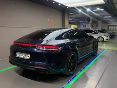 2023 Porsche Panamera 2.9 AWD Platinum Edition — фото 3