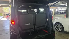 2024 Toyota Alphard 2.5 HEV Executive AWD, чёрный — фото 17