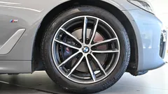2023 BMW 5-Series 520i M Sport — фото 5