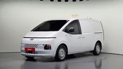 2022 Hyundai Staria Cargo 3-Seater — фото 1