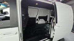 2022 Hyundai Staria Cargo 3-Seater — фото 11