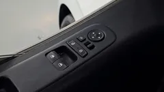 2022 Hyundai Staria Cargo 3-Seater — фото 15