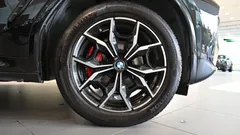 2024 BMW X4 xDrive20i M Sports Pro, чёрный — фото 5