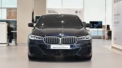 2022 BMW 5-Series 520i M Sport — фото 2