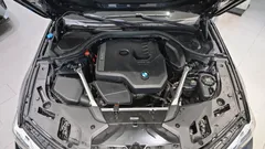 2022 BMW 5-Series 520i M Sport — фото 6