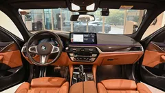 2022 BMW 5-Series 520i M Sport — фото 8