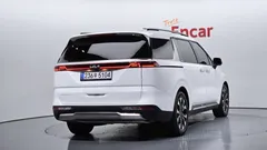 2023 Kia Carnival Diesel 9-Seater Noblesse — фото 2