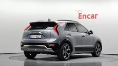 2023 Kia Niro Prestige — фото 2