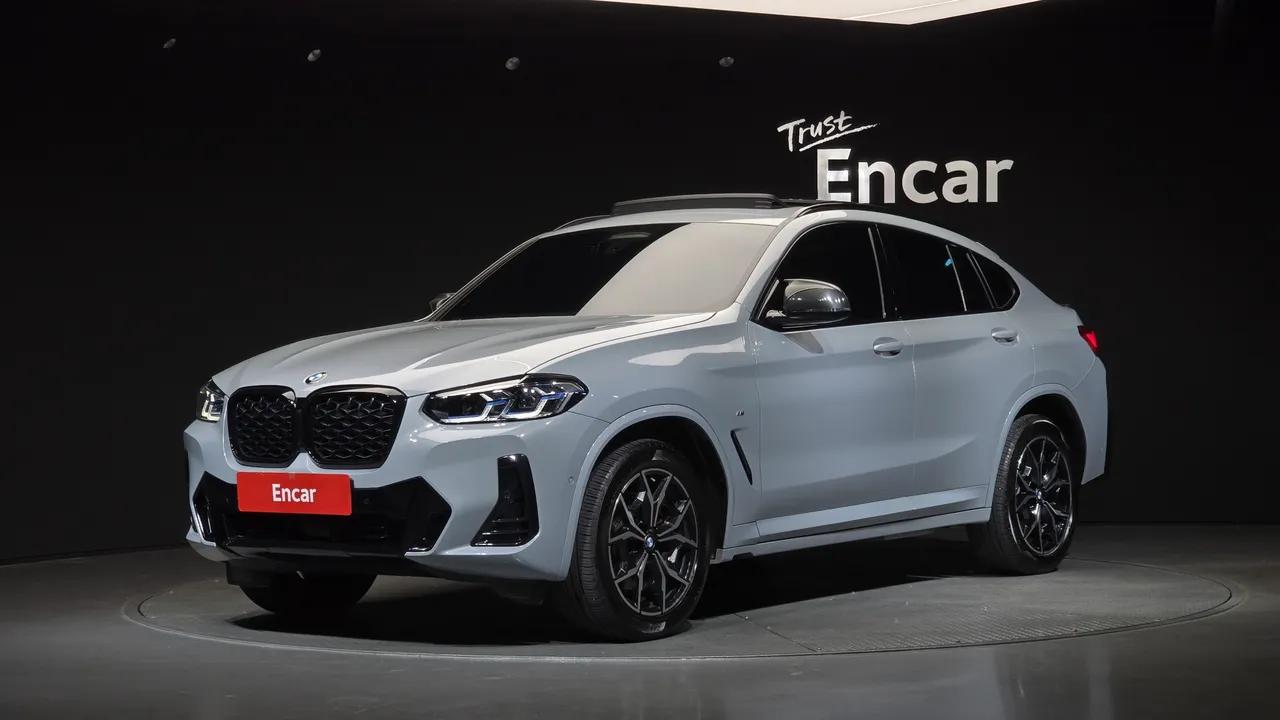 2022 BMW X4 xDrive20i M Sports Pro