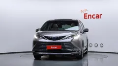 2023 Toyota Sienna 2.5 Hybrid AWD, серый — фото 3