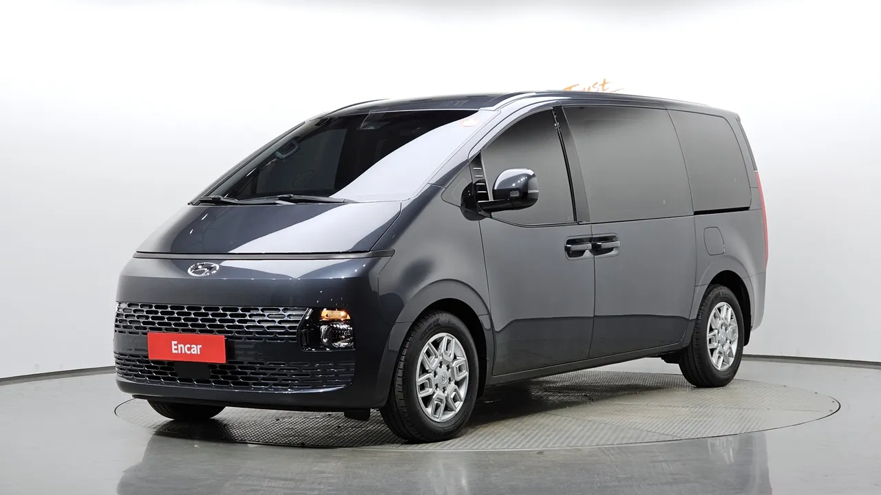 2023 Hyundai Staria L3.5 Cargo 5-Seater