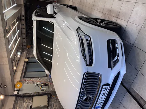 2023 Volvo XC90 T8 Ultimate Bright Hybrid
