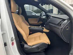 2023 Volvo XC90 T8 Ultimate Bright Hybrid — фото 9