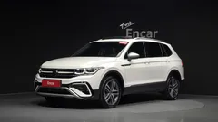 2023 Volkswagen Tiguan 2.0 TSI Prestige — фото 13