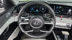 2021 Hyundai AVANTE Inspiration, серый — фото 13