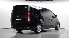 2023 Hyundai Staria Tourer 9-Seater — фото 2