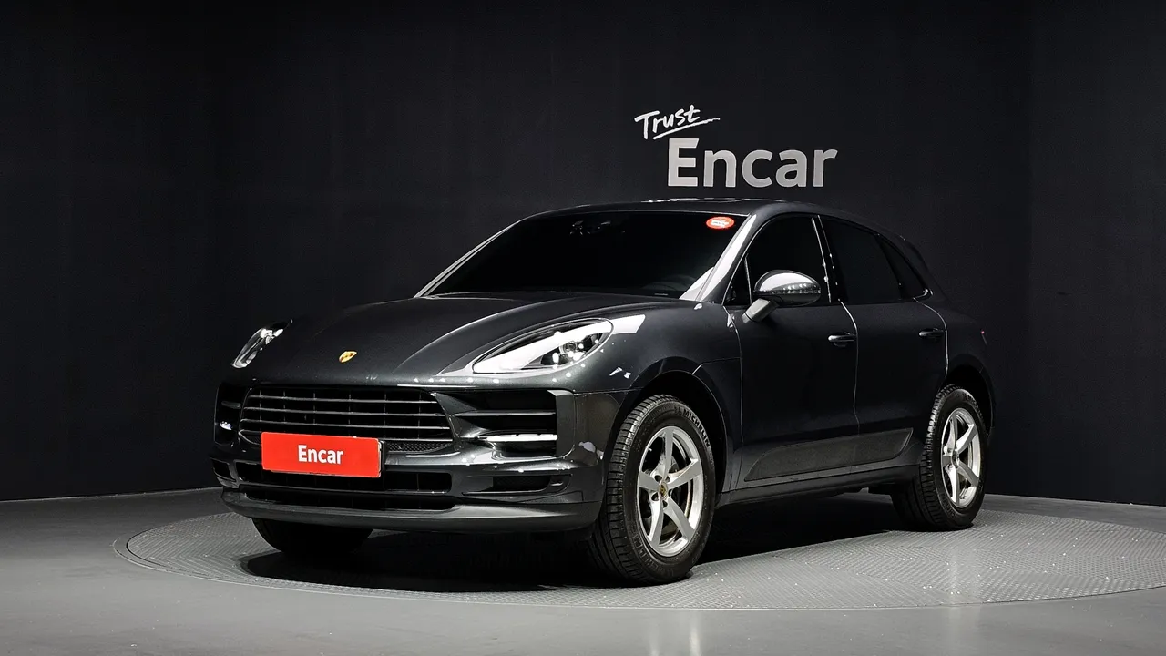 2021 Porsche Macan 2.0