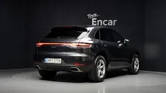 2021 Porsche Macan 2.0 — фото 2
