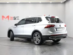 2023 Volkswagen Tiguan 2.0 TSI Prestige — фото 3