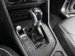 2023 Volkswagen Tiguan 2.0 TSI Prestige — фото 10